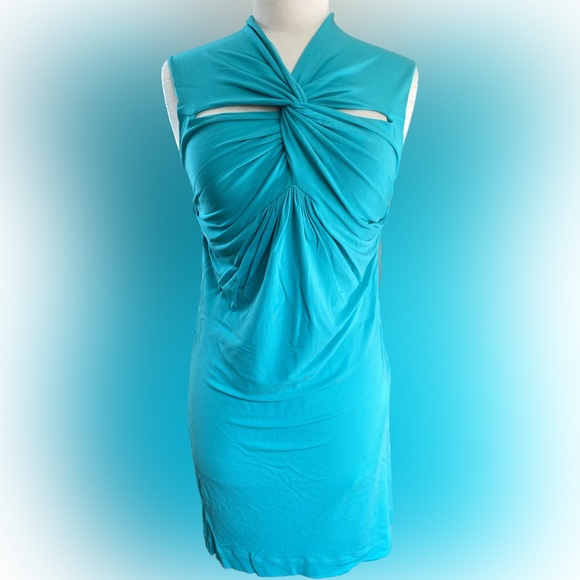 Missoni Dresses & Skirts - M Missoni dress NWT✨ White label size small